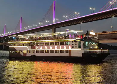 Cruising and Dining